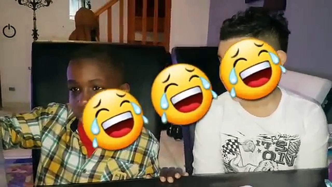 CRASH TEST SLIME XXL AVEC 4 GROS BATONS DE COLLE :À VOIR ABSOLUMENT !!!