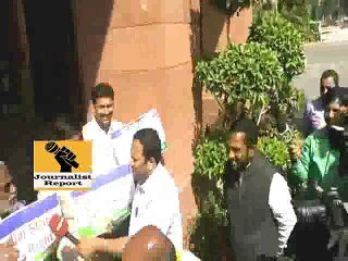 JC Diwakar Reddy  fighting with YCP leaders at parliament