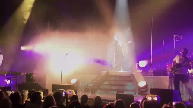 Interview Claudio Capéo en concert au Silo de Marseille - Mars 2018