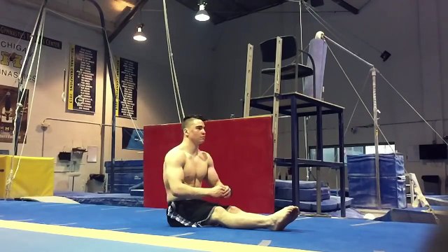 Premier Backflip au monde en étant assis