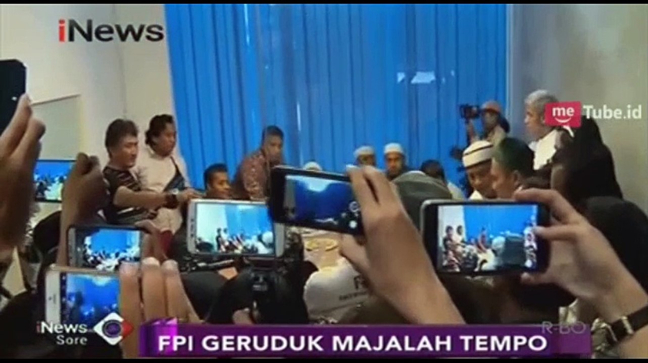 FPI Geruduk Majalah Tempo