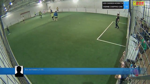 But de Fabien (1-19) - LES CASSES-NOISETTES Vs VIENNE CAMPING CAR - 15/03/18 21:00 - LIGUE 3