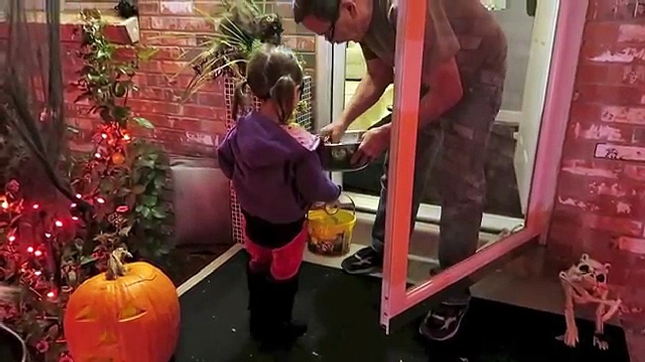 AN INCREDIBLE HALLOWEEN SPECIAL! | new