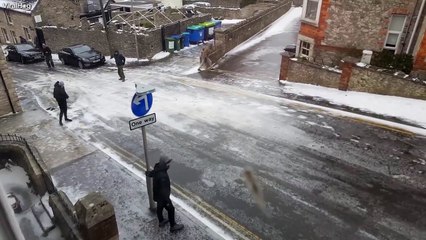 Quand la pluie verglaçante rend cette route impraticable : veritable calvaire