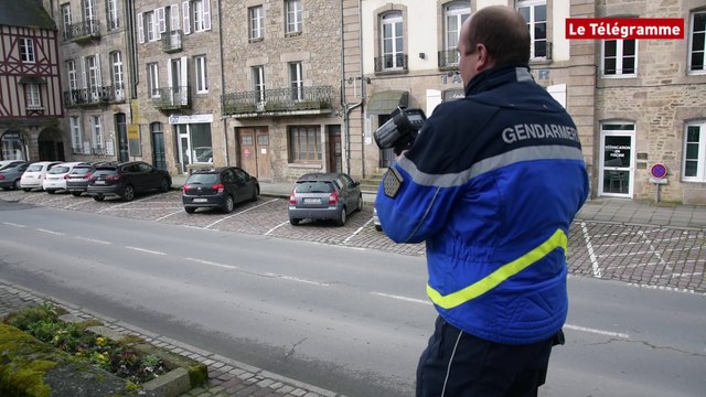 ​Dinan. La gendarmerie montre ses muscles en ville