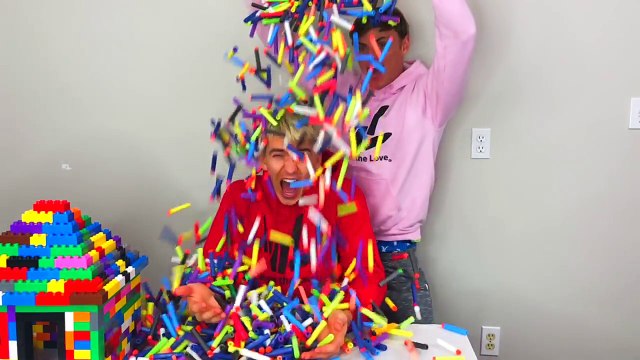 NERF DART BOX FORT!!