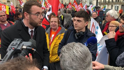 Manifestation devant la préfecture