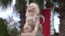 Antalya Lionslardan 100'üncü Yıl Anısına Aslan Heykeli
