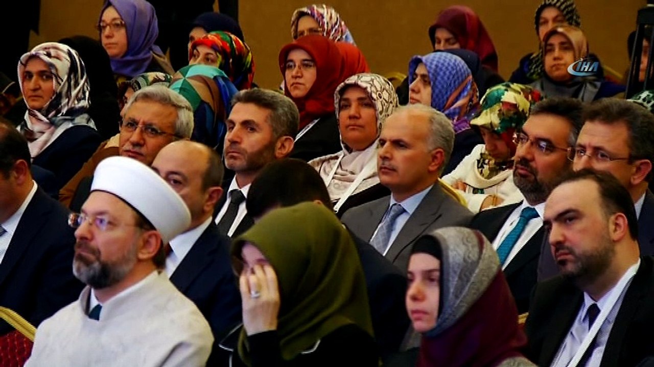 Başbakan Yıldırım, 'Batıdaki İslam korkusu yükselişe geçmiş durumda. Demokratik insani değerlerin yerine ırkçılık ortaya çıkıyor'