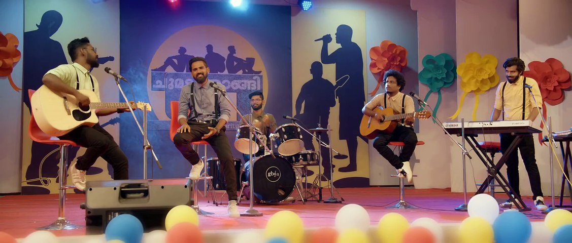 Oru Adaar Love _ Manikya Malaraya Poovi Song Video_ Vineeth Sreenivasan, Shaan Rahman, Omar Lulu _HD