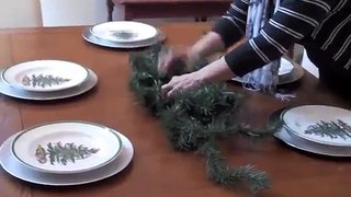 How to decorate table for christmas