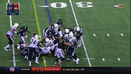 2016 - Can't-Miss Play: Melvin Gordon won't go down, bounces outside for big gain