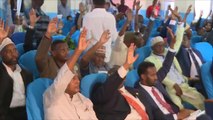 البرلمان الصومالي يؤيد قرار طرد موانئ دبي