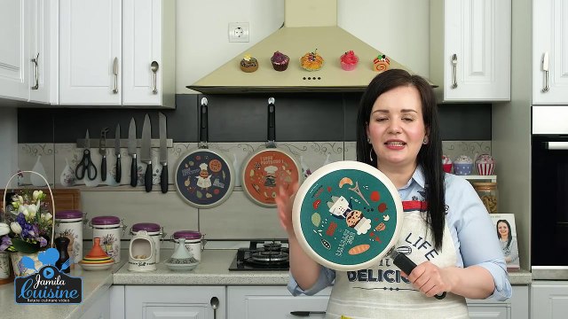 Tort de clatite cu ciocolata | JamilaCuisine