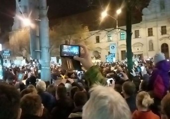 Tens of Thousands Join Anti-Government Protest in Bratislava