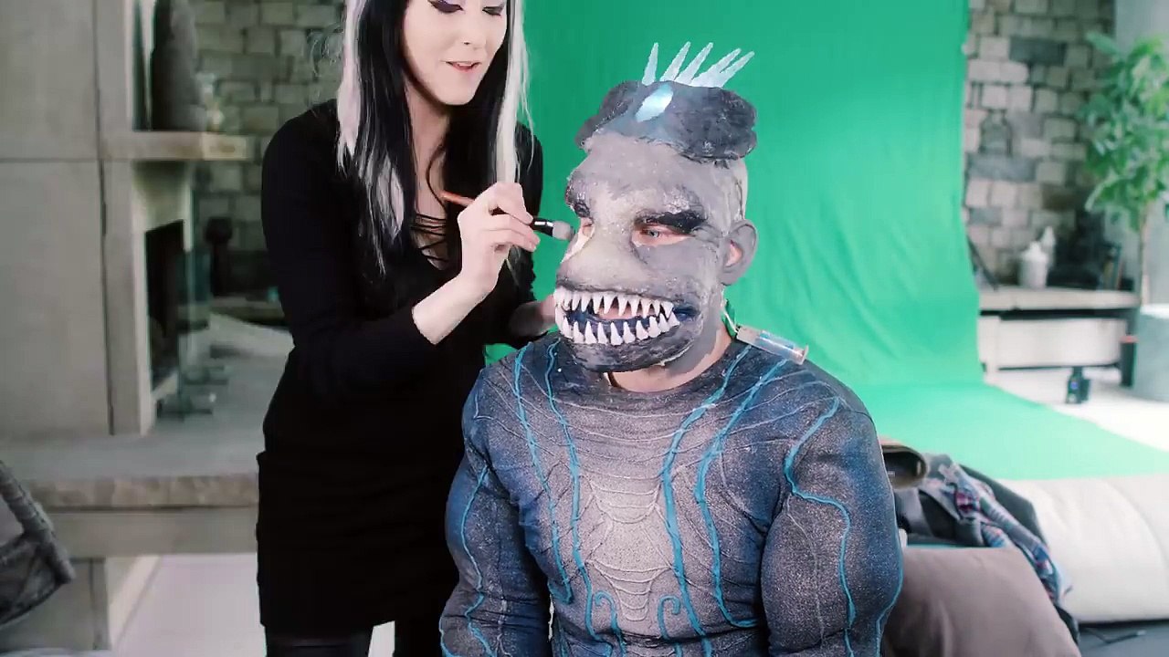Kaijū MONSTER für Julien Bam || HELDEN VS MONSTER || FACEPAINTING & SFX