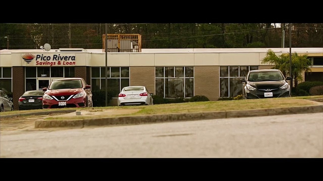 Den Of Thieves - Fragman