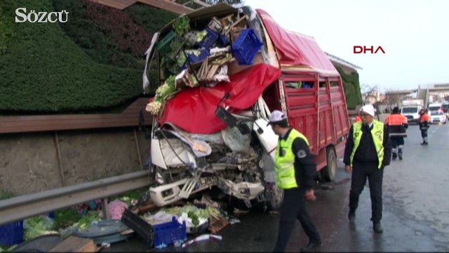 İstanbul’da feci kaza! Kamyon bu hale geldi