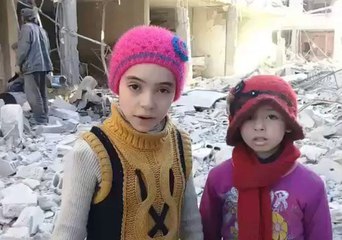 'Warplanes Bombed Our Building' - Children of East Ghouta Show Damage to Neighborhood