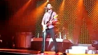 Shiver Maroon 5 Newcastle