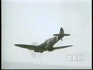 Aviation - Crash - Military - Spitfire Back Breaker At Airsh