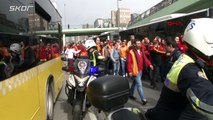Galatasaraylı taraftarlar, dev derbi öncesi yaralandı