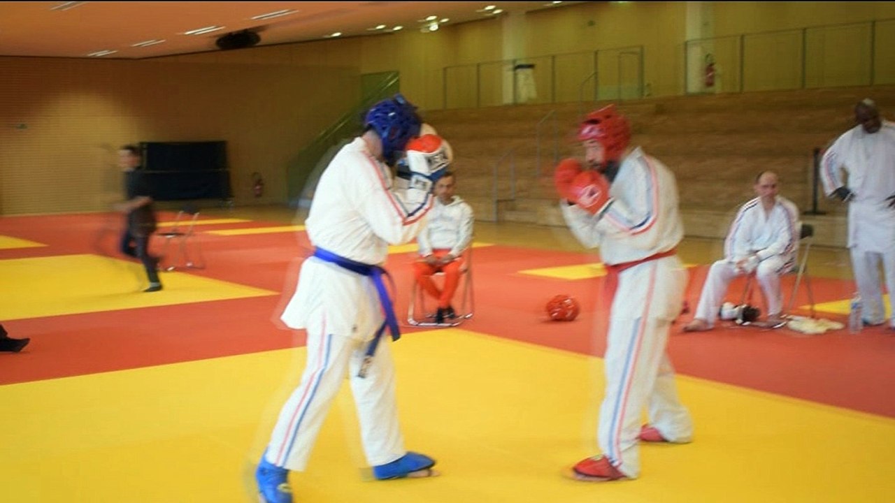 COMBAT 5 kARATE CONTACT