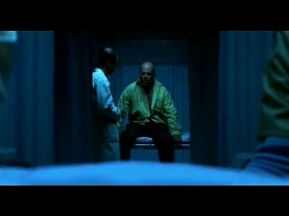 Unbreakable trailer (vo)