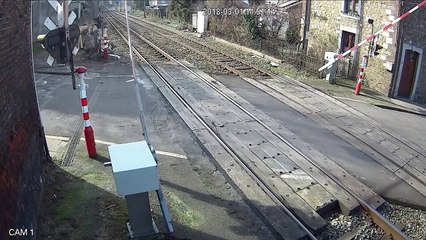 Belgique : cet homme inconscient l'a échappé belle!