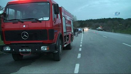 Takla atan araç yanmaktan son anda kurtarıldı