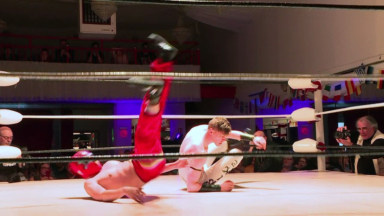 L'école de catch de Nanterre: le come-back du catch français