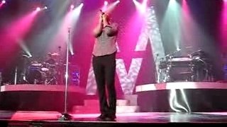 Jesse on stage SWBL Maroon 5