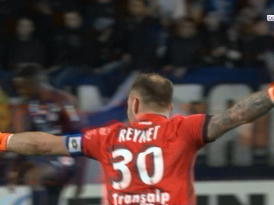 Ligue 1: Baptiste Reynet gets bored of goalkeep...