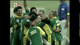 South Africa Chases 438 Runs Successfully Against the Mighty Australian Bowling Attack