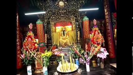 Altstadt Macau und im Spielcasino mit Frauen an der Stange Teil 2