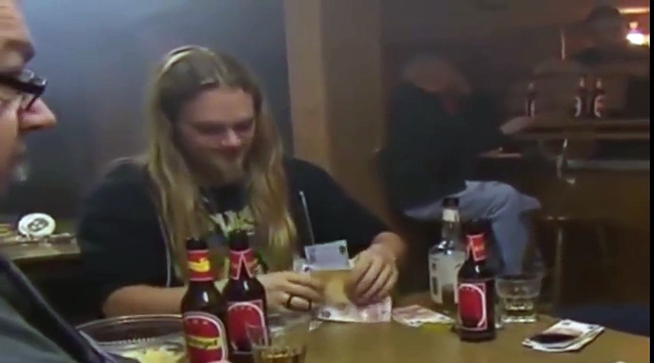 Alex in LEBENSGEFAHR!.mp4 - Lustige Videos