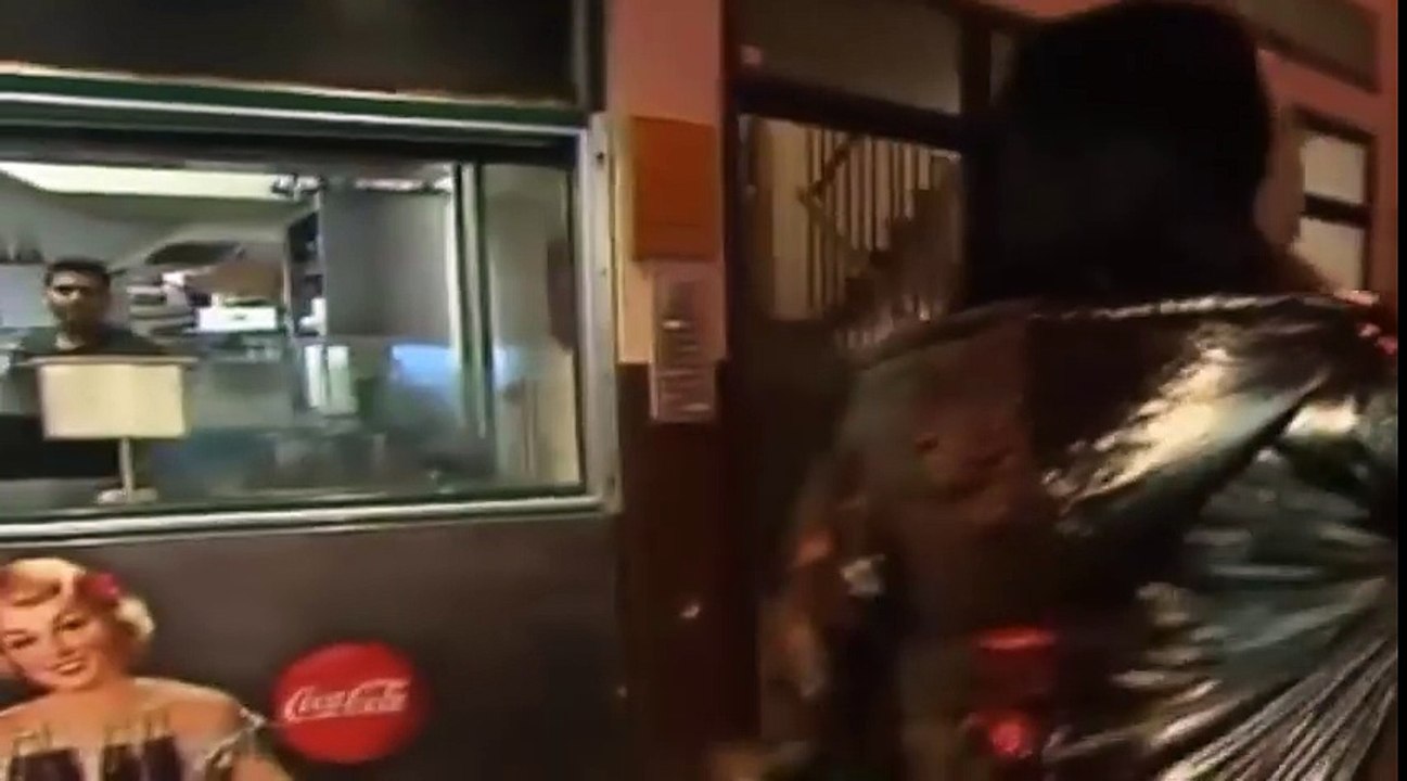 Alex ist SCHWER VERLETZT!.mp4 - Lustige Videos