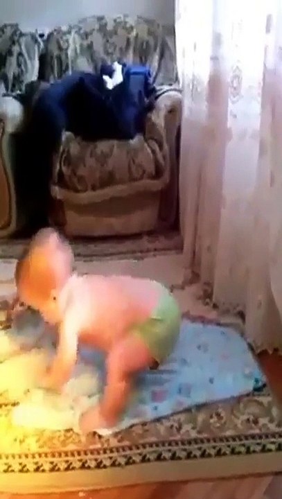 Small Baby Praying Nimaz || Beautiful Baby praying