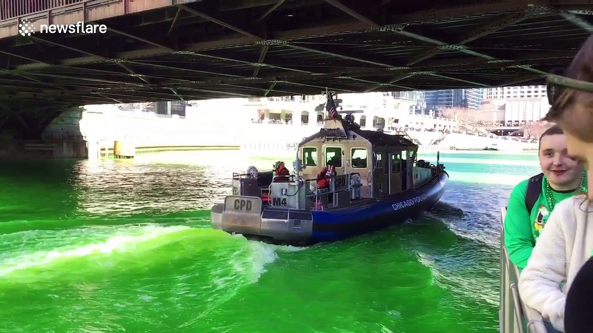 Chicago River dyed green for St Patrick's Day