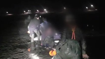 서천 갯벌에 고립된 40대 부부 구조 / YTN