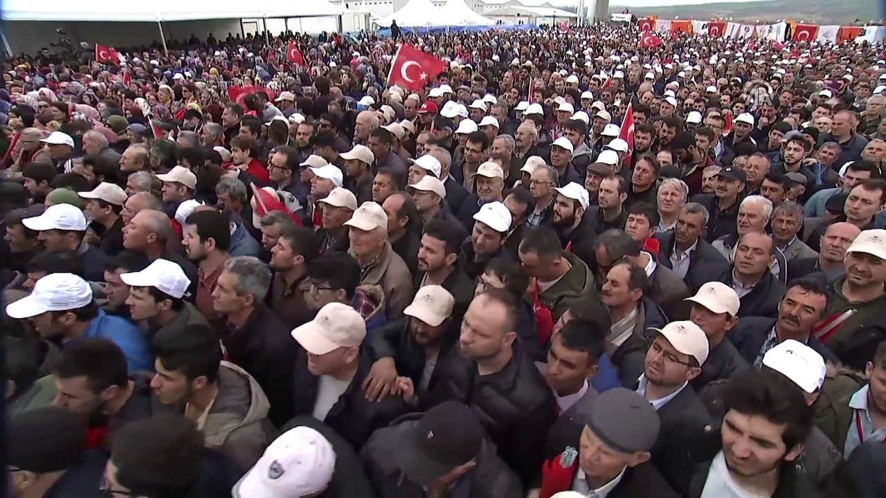 1915 Çanakkale Köprüsü Kule Temel Betonu ile Kule Kazık Çakım Töreni. Ulaştırma Denizcilik ve Haberleşme Bakanı Arslan -2- ÇANAKKALE