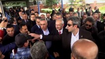 Kılıçdaroğlu, Şehit Aileleri Malulleri Dayanışma ve Yardımlaşma Derneği'ni ziyaret etti - ADANA