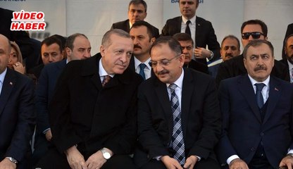 (18 Mart 2018) CUMHRUBAŞKANI ERDOĞAN İLE BAKAN ÖZHASEKİ  SUR’DA 3 BİN İŞYERİNİN AÇILIŞINI VE GELENEKSEL EVLERİN TEMEL ATMA TÖRENİNİ GERÇEKLEŞTİRDİ