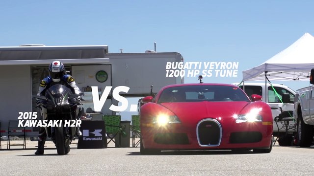 Kawasaki H2R vs Bugatti Veyron Supercar - 1-2 Mile Airstrip Race 2