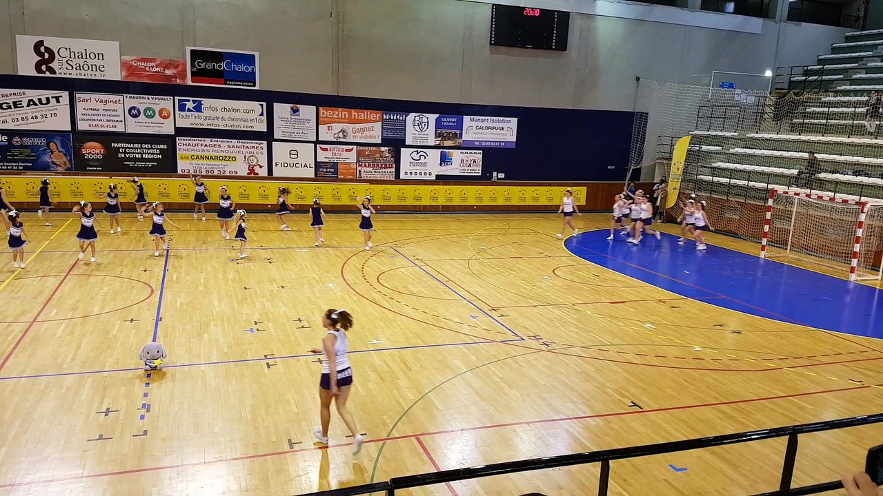 L'avant match avec Les Rock cheerleaders