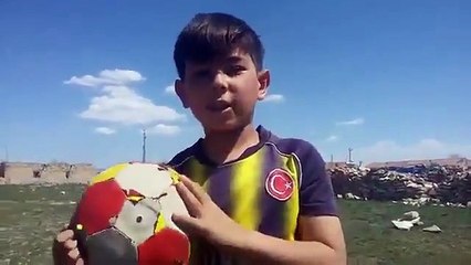 röveşata dersi veren çocuk
