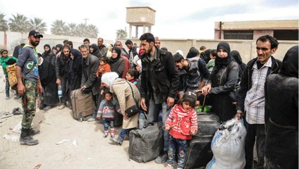 Több ezer ember menekült el Kelet-Gútából