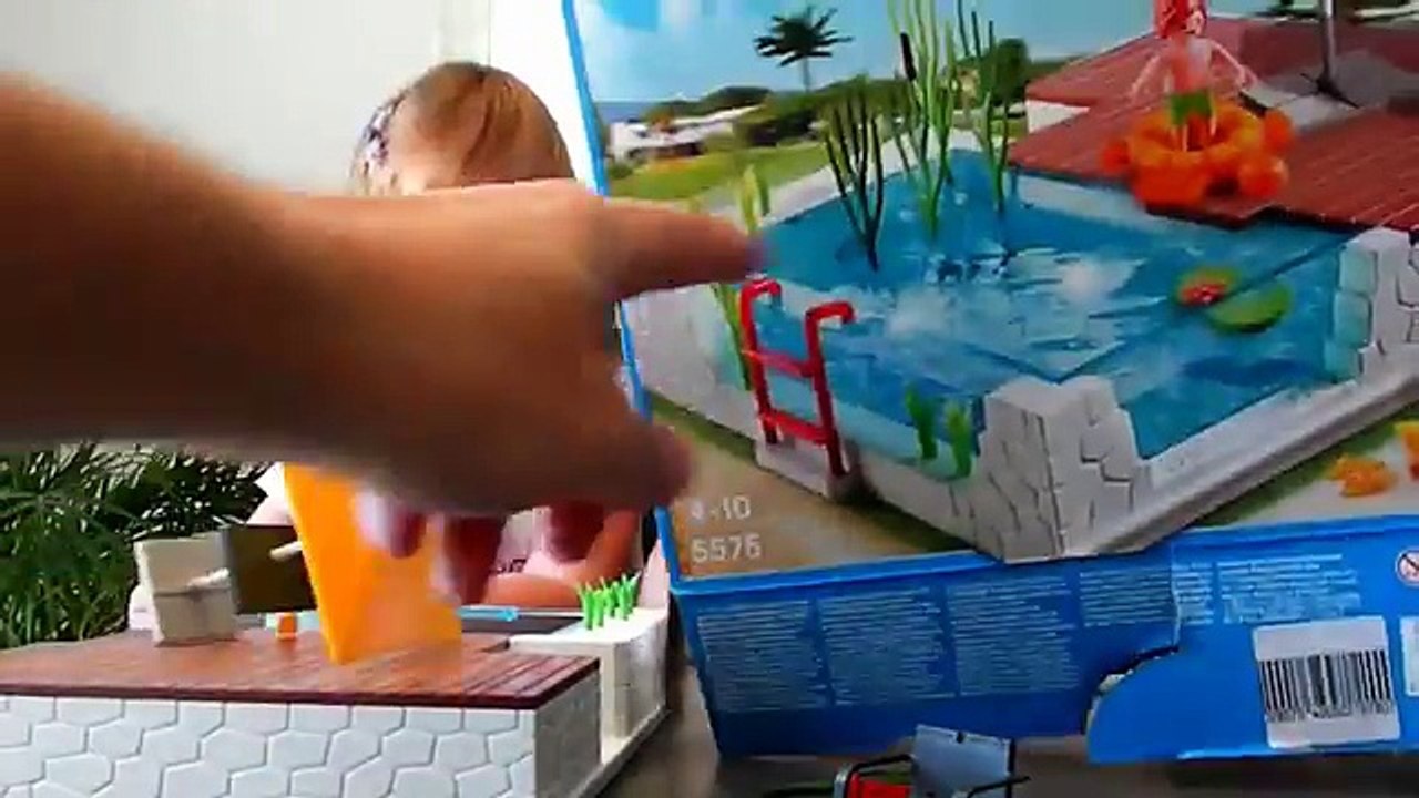 Piscine Playmobil - N°5575 (unboxing)