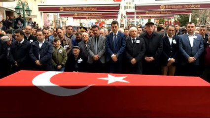 Скачать видео: Eskişehir-Şehit Binbaşı Mithat Dunca Son Yolculuğuna Uğurlandı