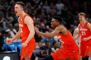 NCAA tournament: Syracuse upsets Michigan State in second round